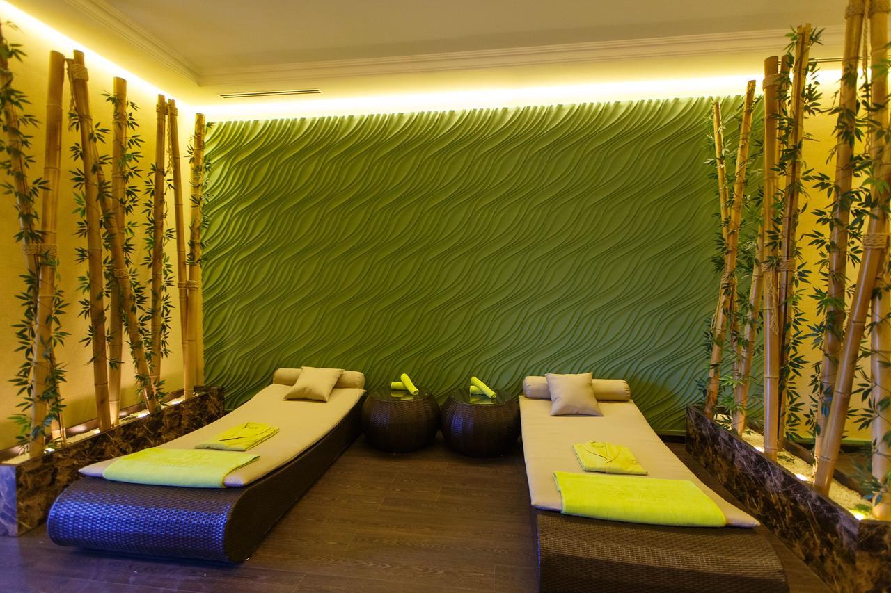 Sultan Palace Hotel Atyrau Exterior photo A relaxation room at a spa